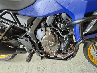 Suzuki Vstrom 800 DE - 5