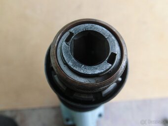Skrutkovač a závitorez Narex - 5