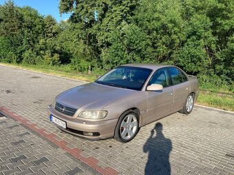 Opel Omega 2.6 V6 - 5