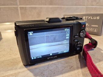 Olympus Stylus TG-4 - 5