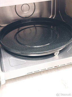 PREDAM MIKROVLNU GRIL RURU SHARP R-772 - 5