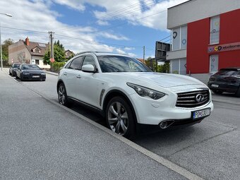 Infiniti FX30dS Premium - 5