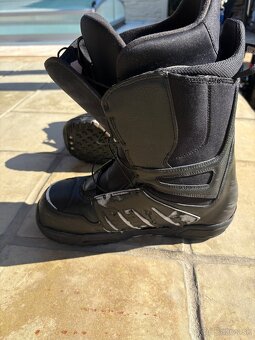 Burton MOTO velkost: EUR 45 - 5