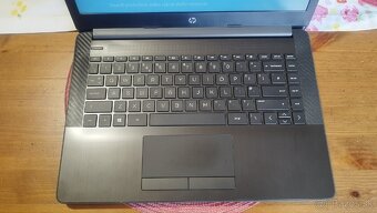 Predám notebook HP 240 g7 - 5
