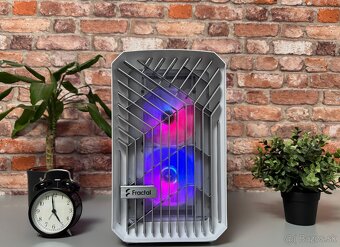 Ryzen 7 7700X\32GB\RTX 3080Ti\SSD\850W Zdroj - 5