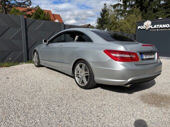 Mercedes-Benz E200 coupe CGI AMG A/T - 5