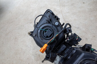 Honda CBR600 F4i (2001–2003) – Predný svetlomet - 5