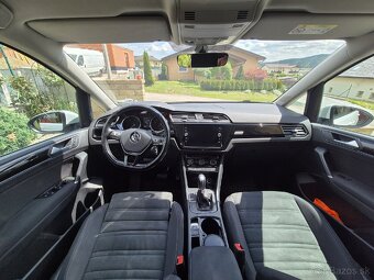 VW Touran - 5