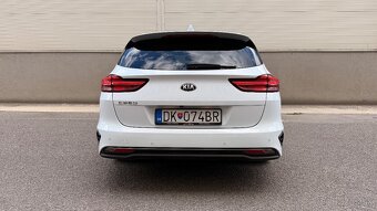 KIA Ceed SW 1.6crdi - 5
