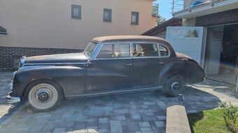 Mercedes-Benz 300 Adenauer - 5