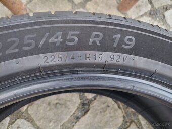 225/45/19 letní pneu MICHELIN 225/45 R19 - 5