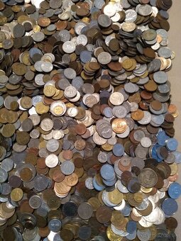 Lot 14kg mincí z Európy mimo ČSR 1950-súčasnosť - 5