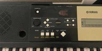 Klávesy Yamaha - 5