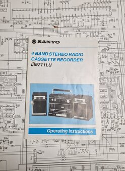 SANYO Prenosné rádio FM STEREO 12v 230v Baterky - 5