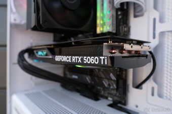 Herný PC, Ultra 5 245KF, RTX 5060 Ti, 32GB RAM DDR5, SSD,24m - 5