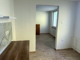 2 izbový byt Holíč  (65m+10m) - 5