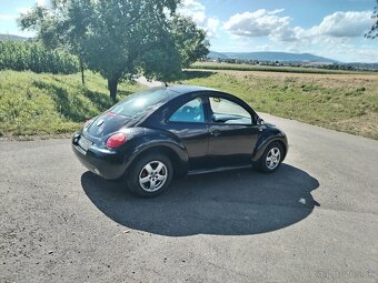 Predám VW New Beetle 2.0i - 5