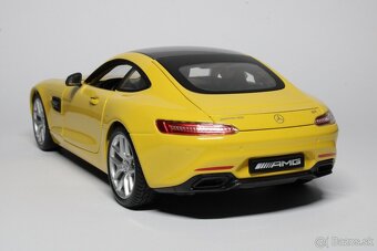 1:18 - Mercedes AMG GT - Maisto - 5