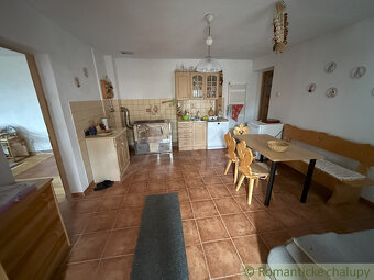 Chalupa v horskej obci Krokava - 5