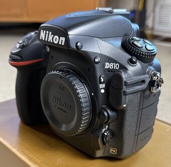 Nikon D810/ bodyplus box a dve karty. SD a CF - 5
