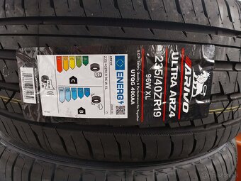 235/40 r19 Letné - 5