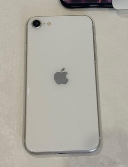 iPhone SE 2020 - 5