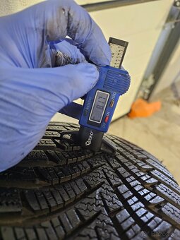 Zánovné Zimné Pneu Hankook 205/45 R16 - 5