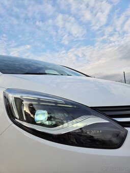 Opel Zafira Tourer 1.4 Turbo - 5