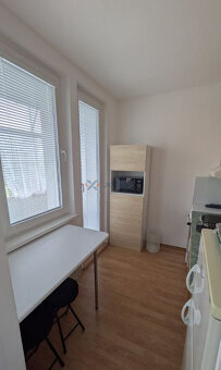 Prenájom 1 izbový byt Bratislava Karlova Ves 550 €/mes. - 5