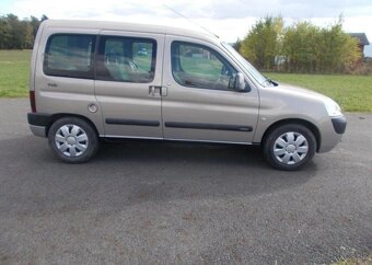 Citroën Berlingo 1 6 80KW 155 000KM nová STK benzín manuál - 5