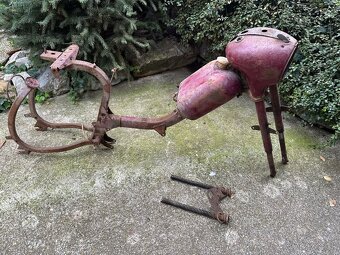 JAWA 550 Parez kostra - 5