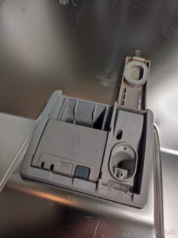 Predám funkčnú umývačku riadu BOSCH - 5