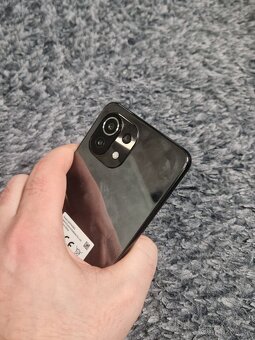 Predám Xiaomi Mi 11 lite 128GB - - 5