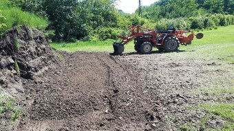 Čelný nakladač na malotraktor - 5