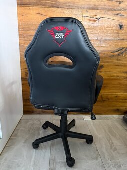 Darujem Detske stoličky - 5