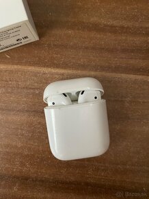 Apple AirPods 1 - 5