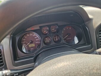 Mitsubishi pajero 2.5 - 5