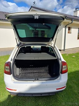 Škoda Octavia Combi 1.6 TDI (2010) 313T-km - 5