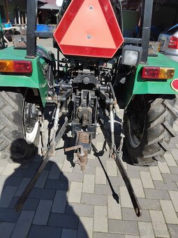 Traktor UTB 200 DT 4x4 - 5