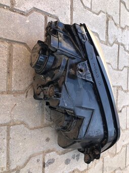 FORD FOCUS 05-07 predné svetlo H7 + H1 - 5