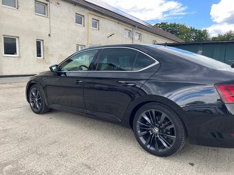 Škoda Superb - 5