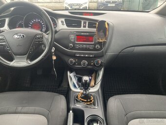 Predám KIA Ceed SW 1.6 GDI - 5