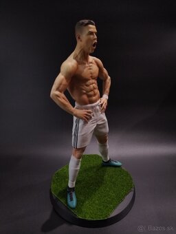 Cristiano Ronaldo - 5