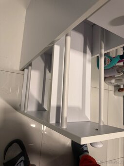 Úzka skriňa do kúpelne - 5