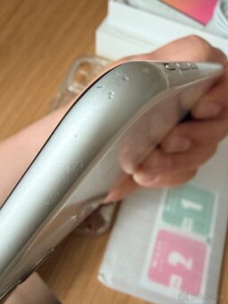 Predám Iphone 11 biely, 128 GB - 5