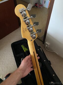 Basová gitara Fender - 5