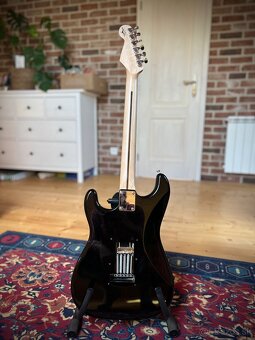 Fender Stratocaster REPLIKA - 5