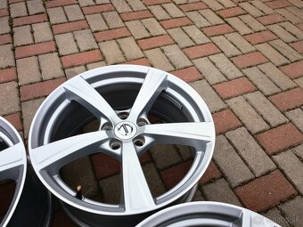 Volvo, Ford 5x108 r18 - 5