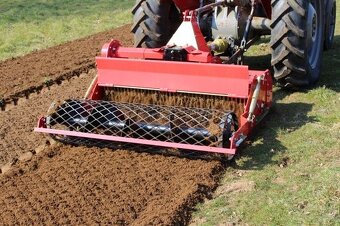 Zakladač trávnika / spatna freza za traktor - 5