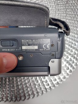 Videokamera SONY HANDYCAM Mini DCR-TRV 33E - 5